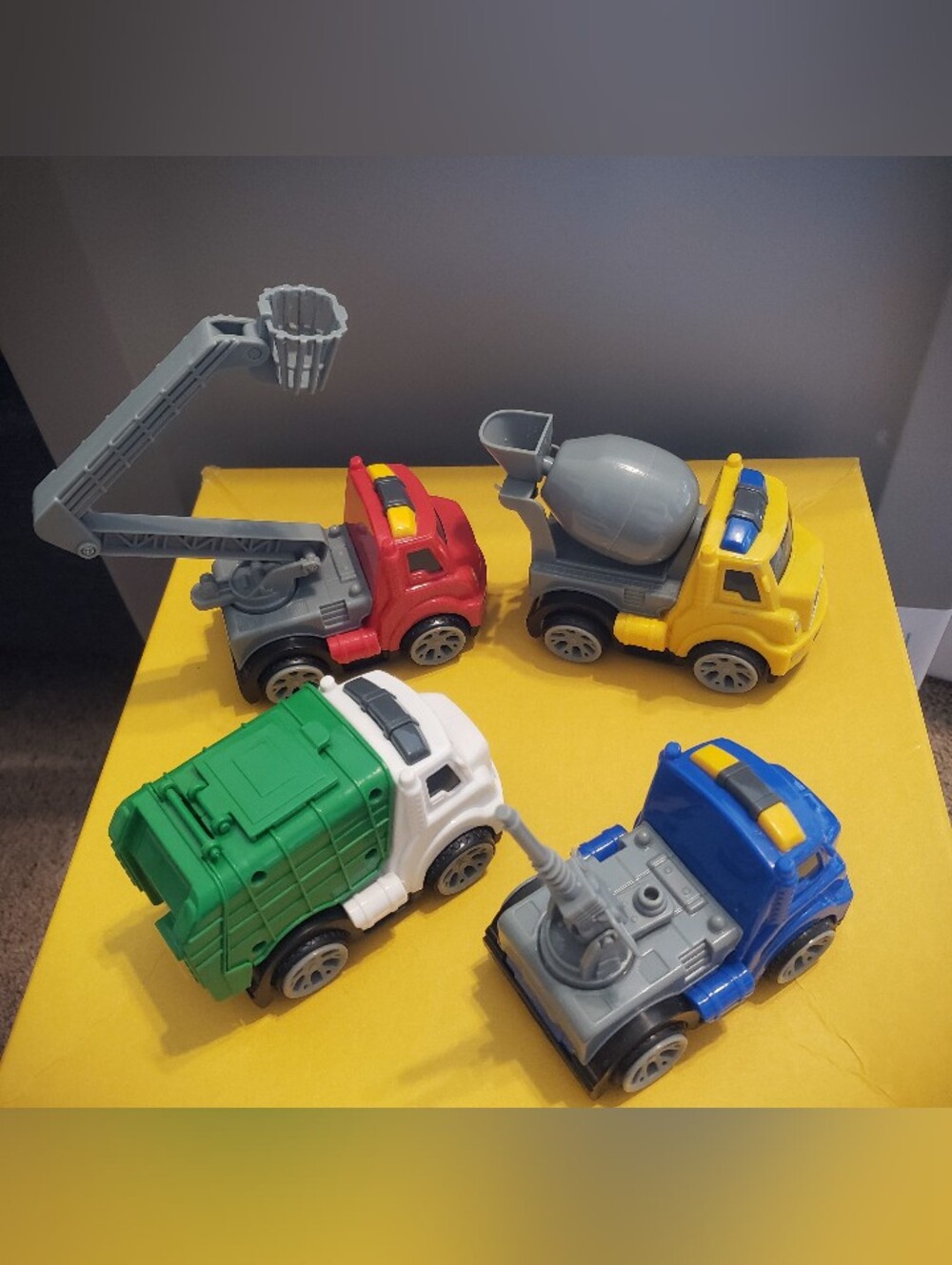 Kids Construction Vehicle Toy Set